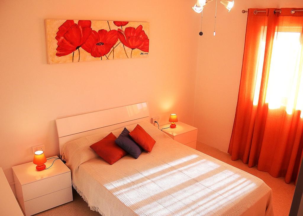 St.Joseph Apartment Marsaskala Oda fotoğraf